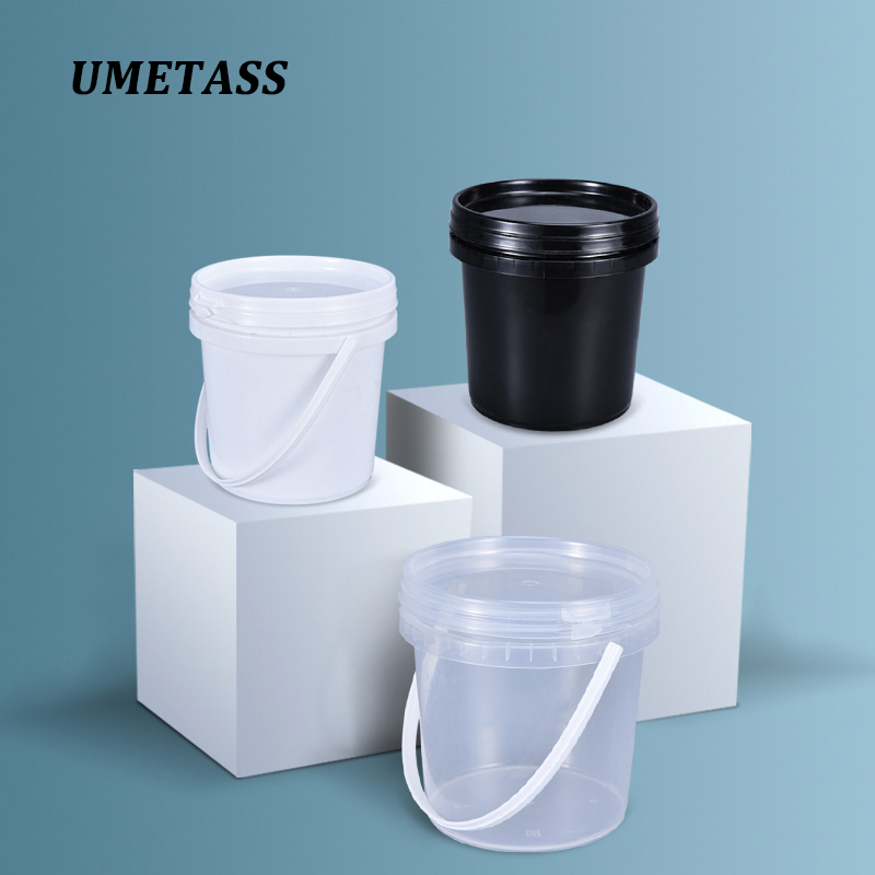 Empty 1L plastic bucket with L - огляд і ціна Water Bottle Blank