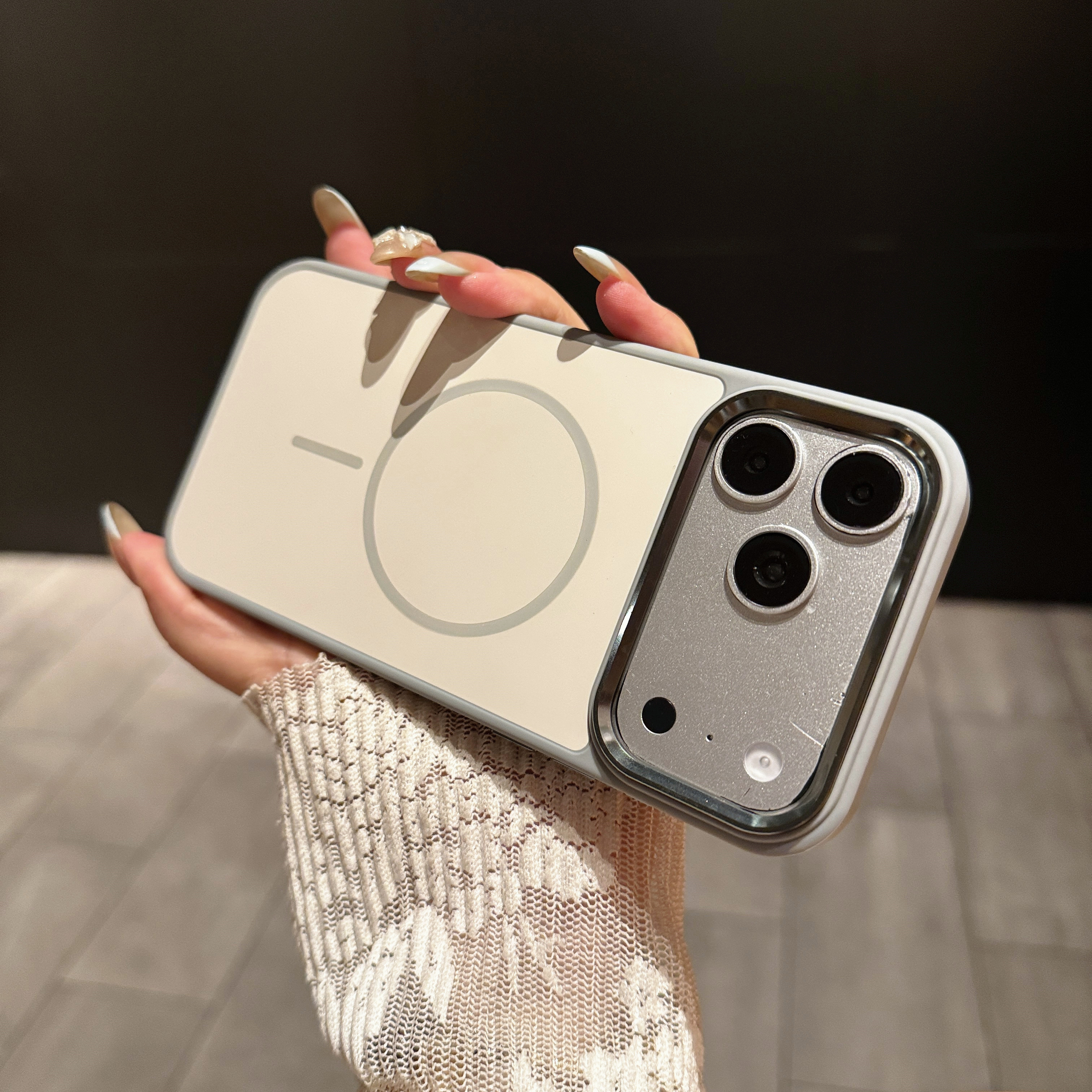 Skin Feel for Magsafe Magnetic - огляд і ціна Metal Photo Panel